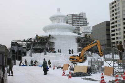 雪像中